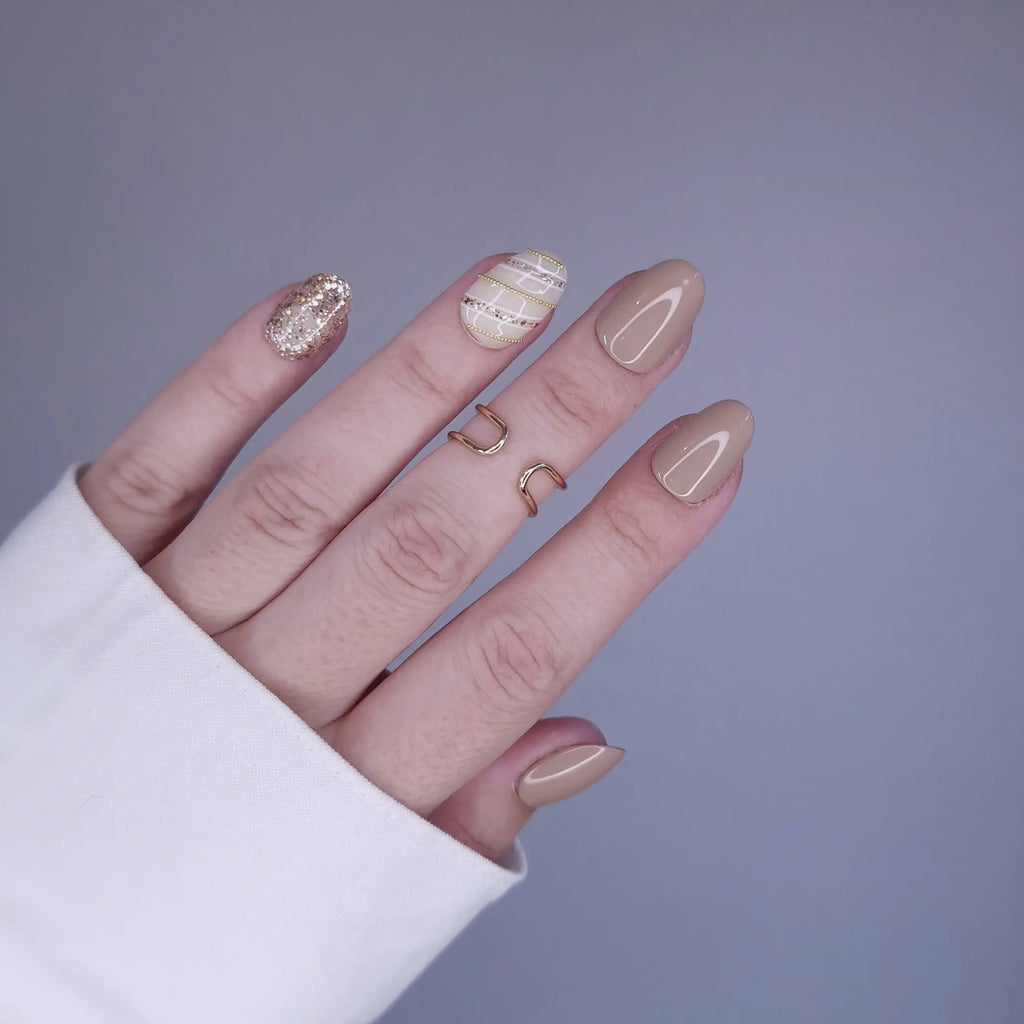 Coffret Pres On Nails Noël 2025 - Édition Limitée ( 2 kits, 4 poses possibles) Lourya Studio