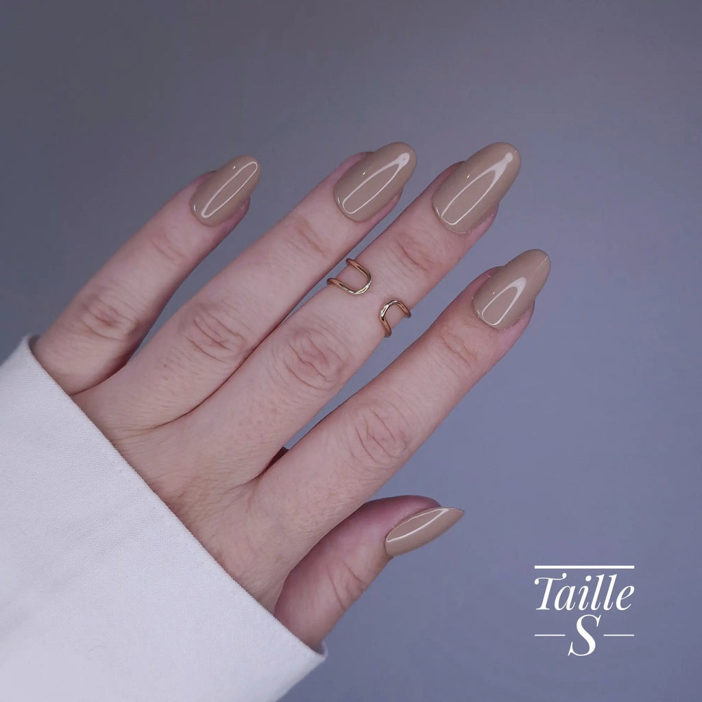 Coffret Pres On Nails Noël 2025 - Édition Limitée ( 2 kits, 4 poses possibles) Lourya Studio