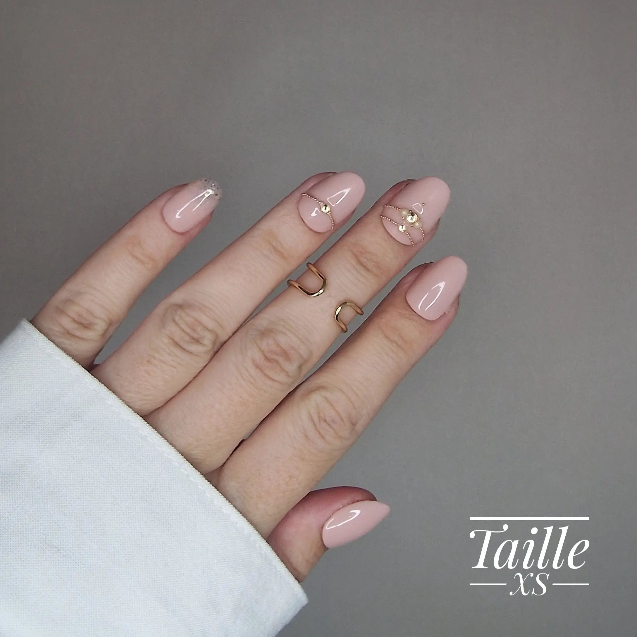 Cara - Press On Nails (Rond) Lourya Studio